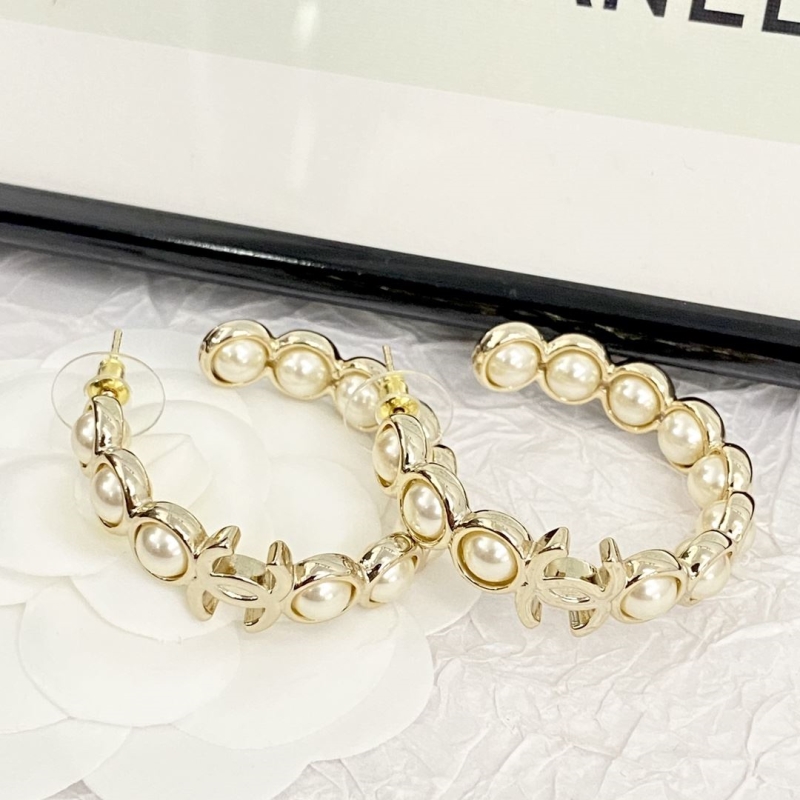Ch**el earrings